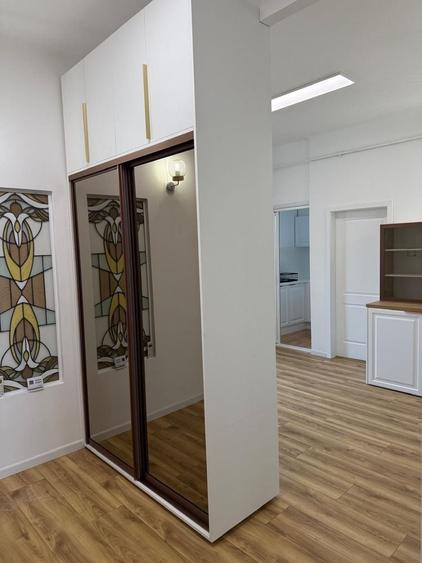 Apartament cu 4 camere în Central