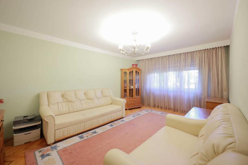 Apartament cu 2 camere decomandat în Dragoș Vodă