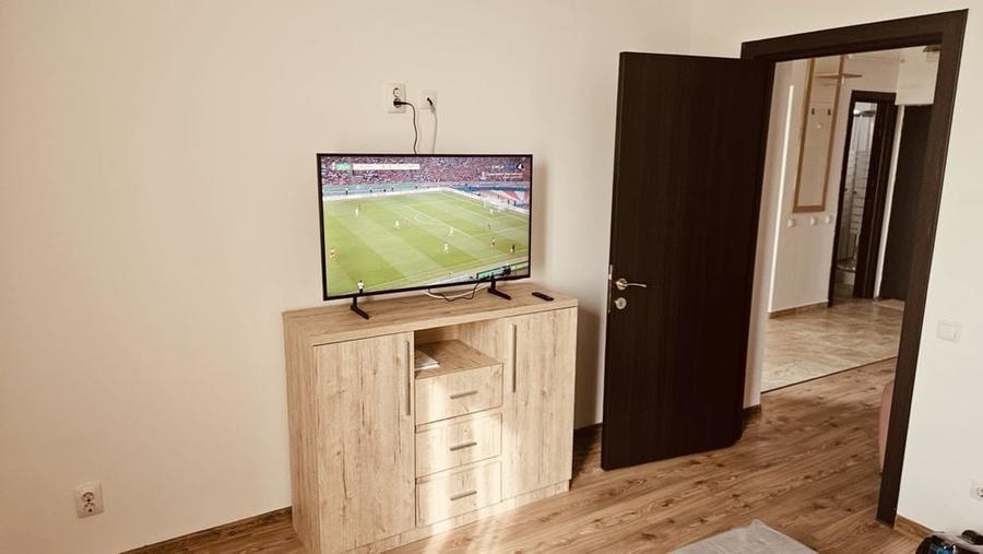 Apartament cu 2 camere decomandat în Exterior Vest