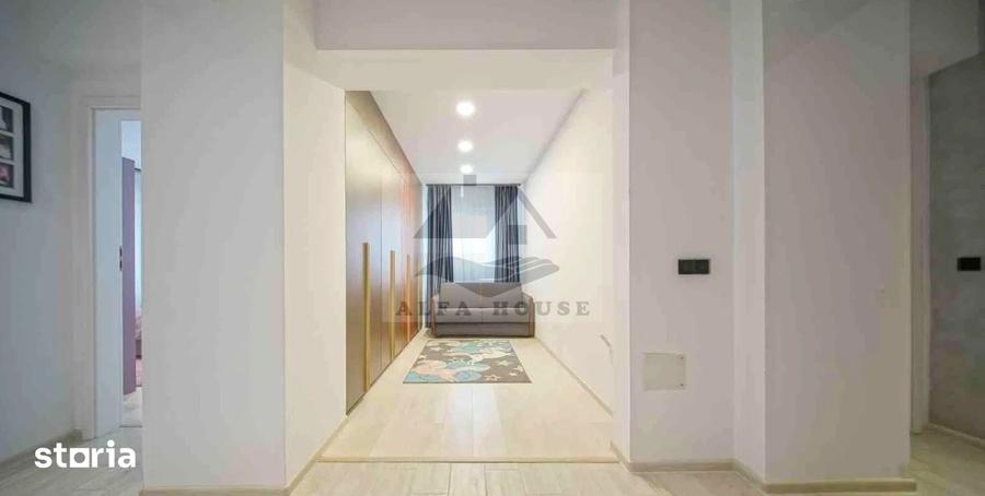 Apartament cu 4 camere în Tractorul