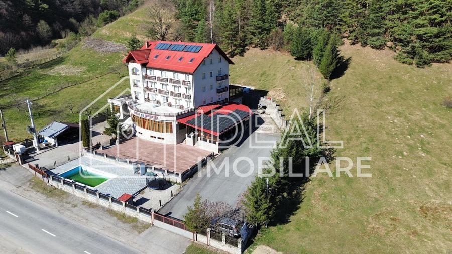 Hotel/Pensiune, de 1,350 mp, în Rășinari
