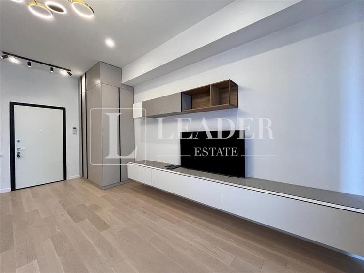 Apartament cu 2 camere semidecomandat, mobilat în Barbu Văcărescu
