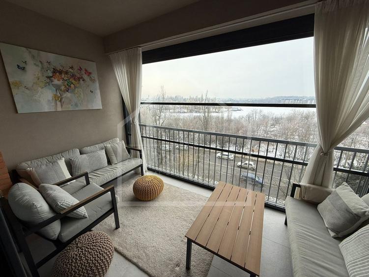 Apartament cu 3 camere semidecomandat, mobilat în Sisești
