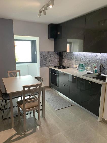 Apartament cu 2 camere decomandat în Capitol