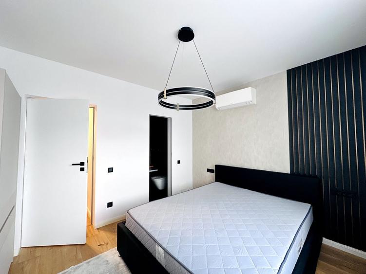 Apartament cu 3 camere decomandat, mobilat în Aviației