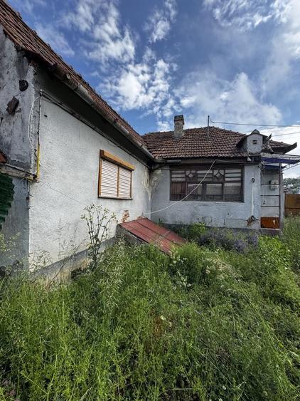 Casă individuală cu 4 camere cu Canalizare în Tărtăria