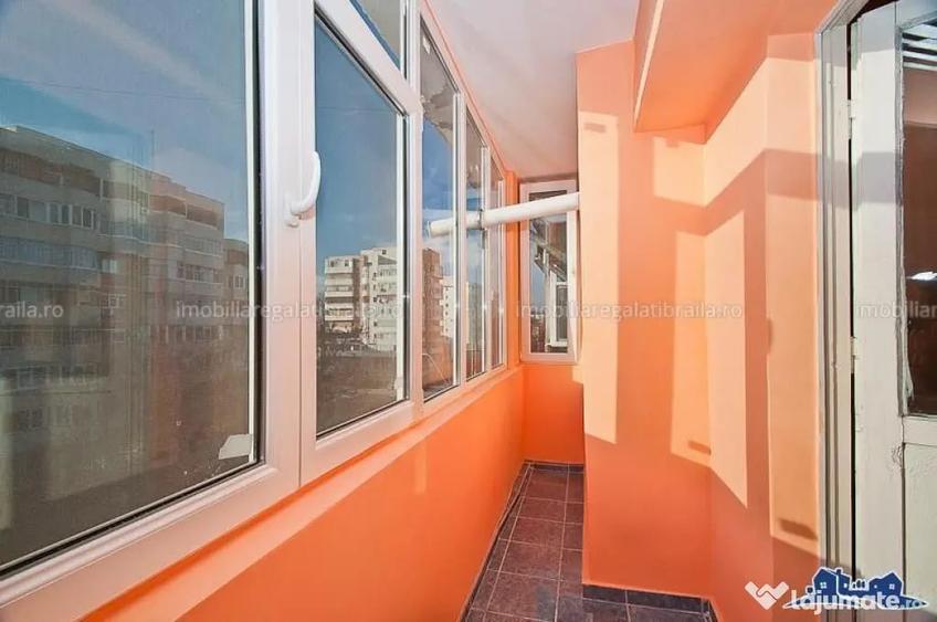 Apartament cu 2 camere decomandat în Piața Centrală