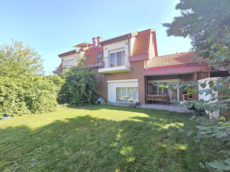 Duplex cu 7 camere cu Garaj în Pipera