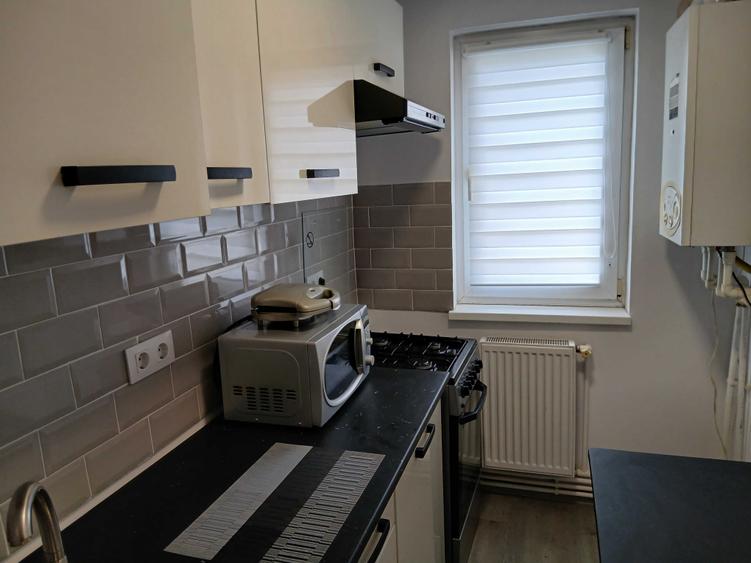 Apartament cu 2 camere semidecomandat în Hipodrom