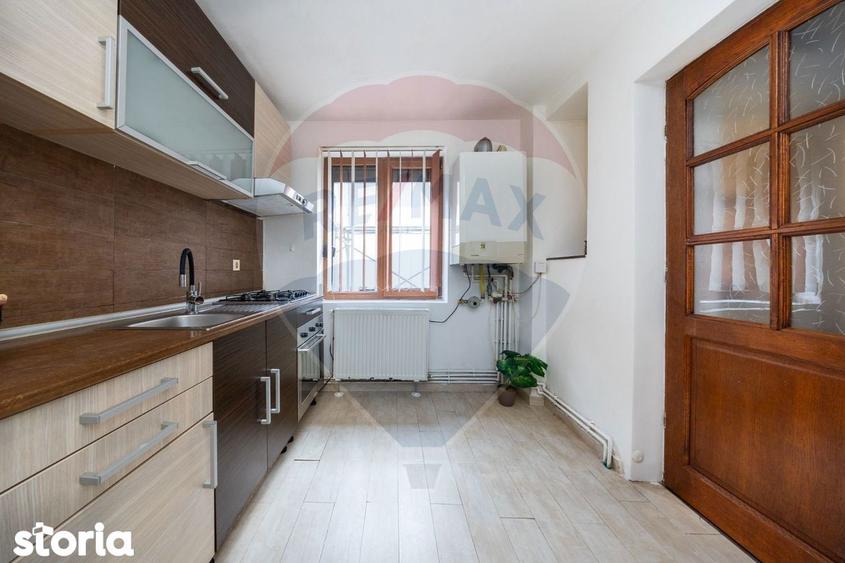 Apartament cu 2 camere, mobilat în Bartolomeu