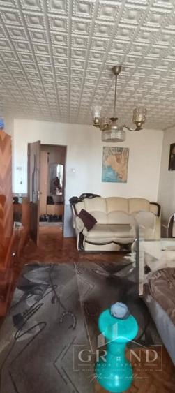 Apartament cu 2 camere decomandat în Florești