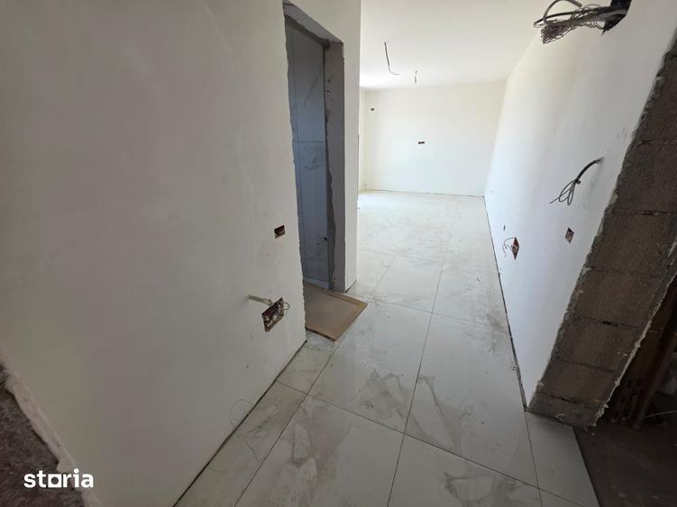 Apartament cu 2 camere decomandat în Dobroești