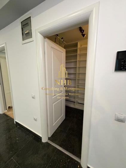 Apartament cu 4 camere nedecomandat, mobilat în Nord