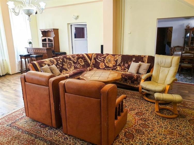 Casă individuală cu 5 camere cu Teren 391 Mp în Iosia