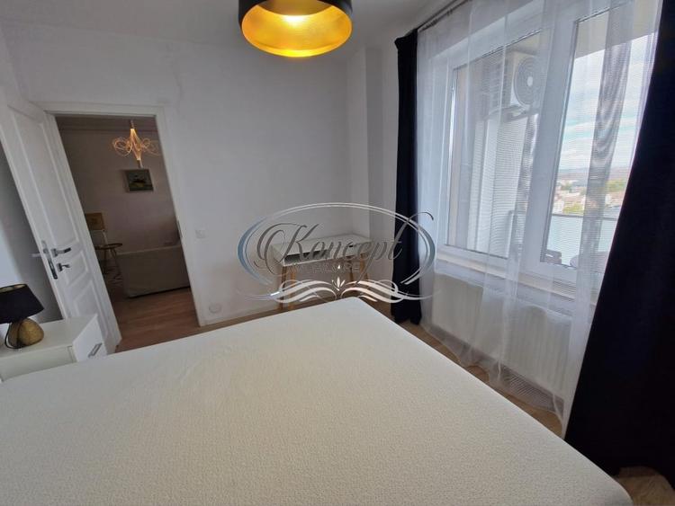 Apartament cu 2 camere semidecomandat, mobilat în Bună Ziua