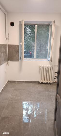 Apartament cu 3 camere în Drumul Taberei