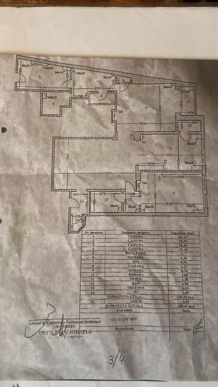 Apartament cu 4 camere semidecomandat în Central