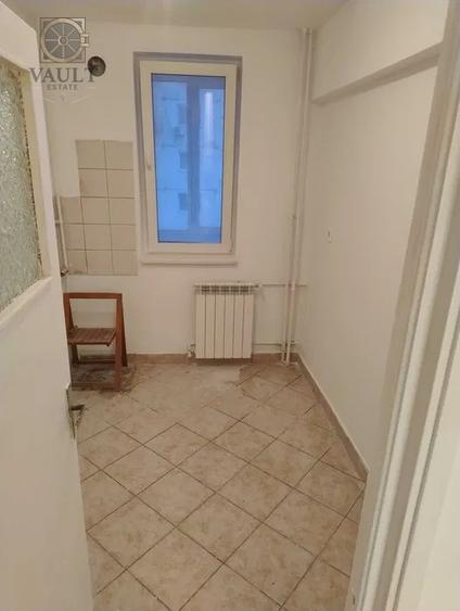 Apartament cu 2 camere semidecomandat în Giurgiului