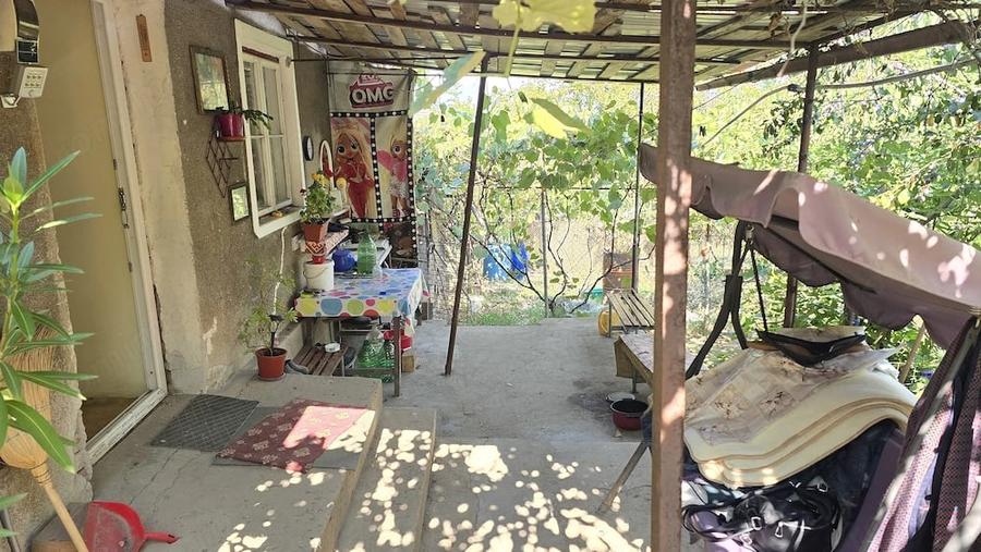Casă cu 2 camere cu Teren 411 Mp în Viile Noi