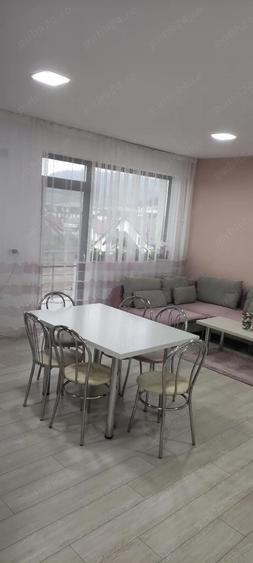 Apartament cu 2 camere decomandat în Ciritei