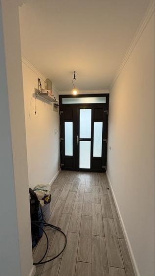 Casă cu 3 camere în Exterior Vest