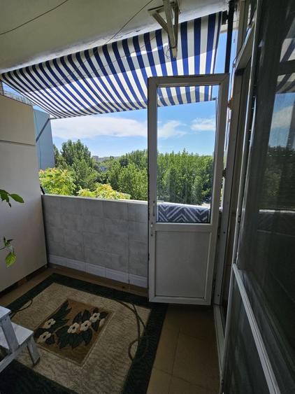 Apartament cu 2 camere semidecomandat în Exterior Vest