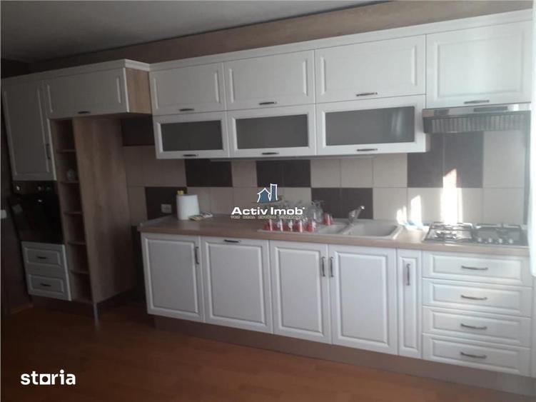 Casă cu 4 camere cu Teren 600 Mp în Sânpetru