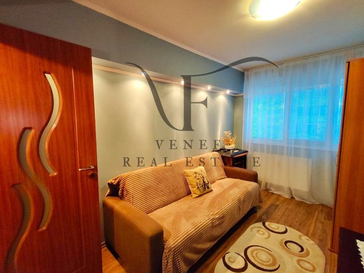 Apartament cu 3 camere decomandat în Obor