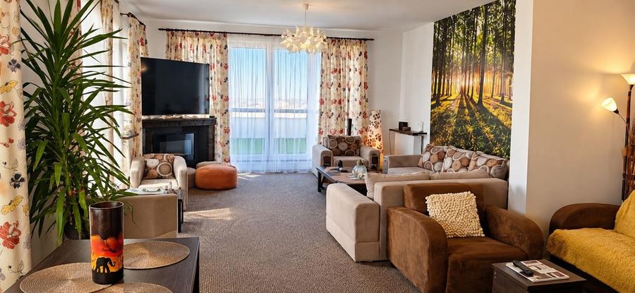 Apartament cu 2 camere decomandat în Central