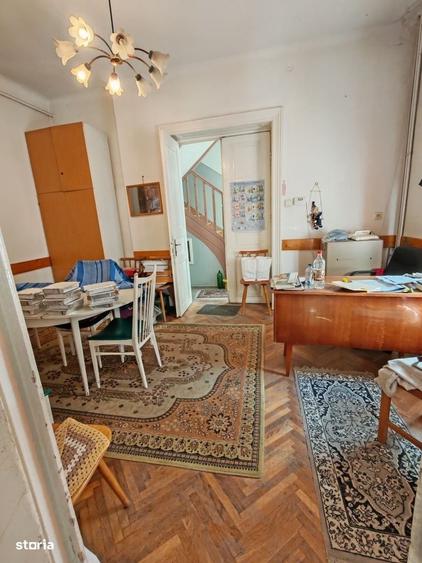 Casă cu 4 camere cu Teren 65 Mp în Unirii