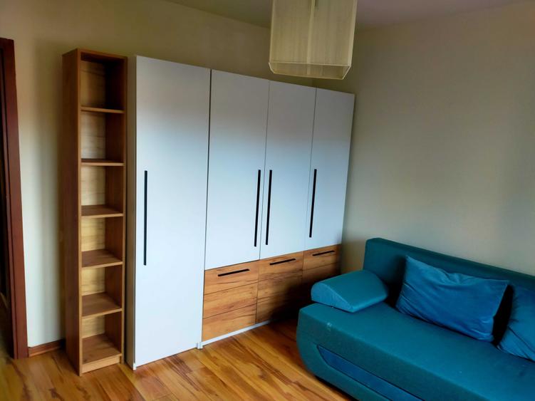 Apartament cu 2 camere decomandat în Plopilor