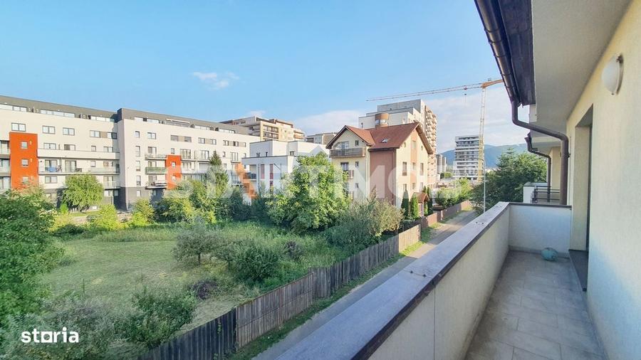 Apartament cu 3 camere decomandat în Tractorul