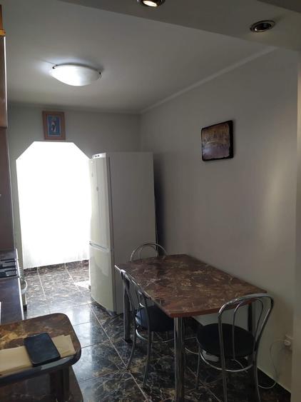 Apartament cu 2 camere decomandat în Exterior Vest