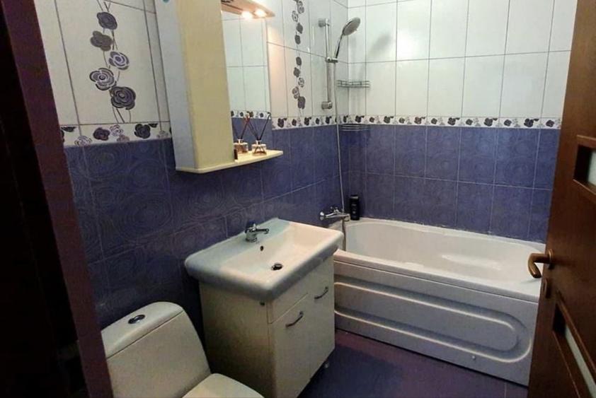 Apartament cu 2 camere semidecomandat în Grivița