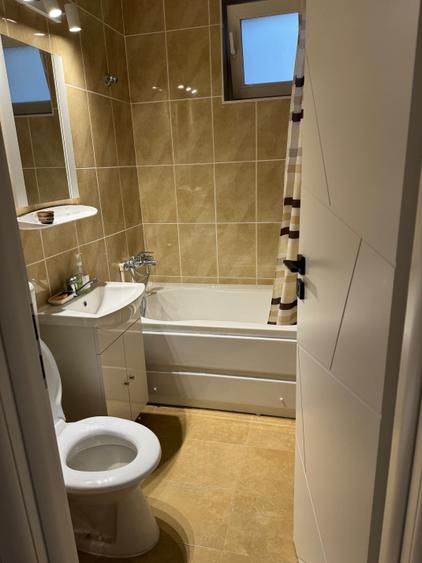 Apartament cu 2 camere decomandat în City Park Mall