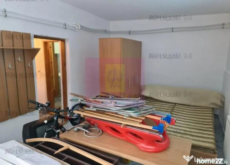 Casă cu 1 camere cu Teren 340 Mp în Cumpătu