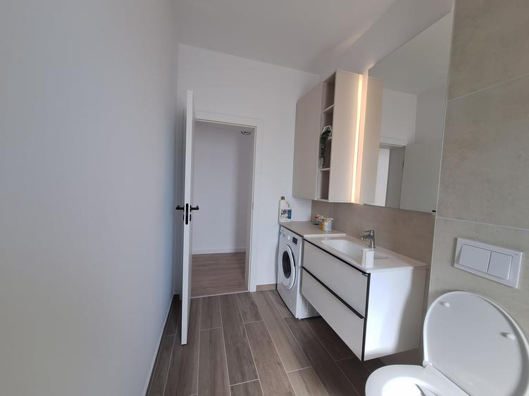 Apartament cu 2 camere decomandat, mobilat în Torontalului