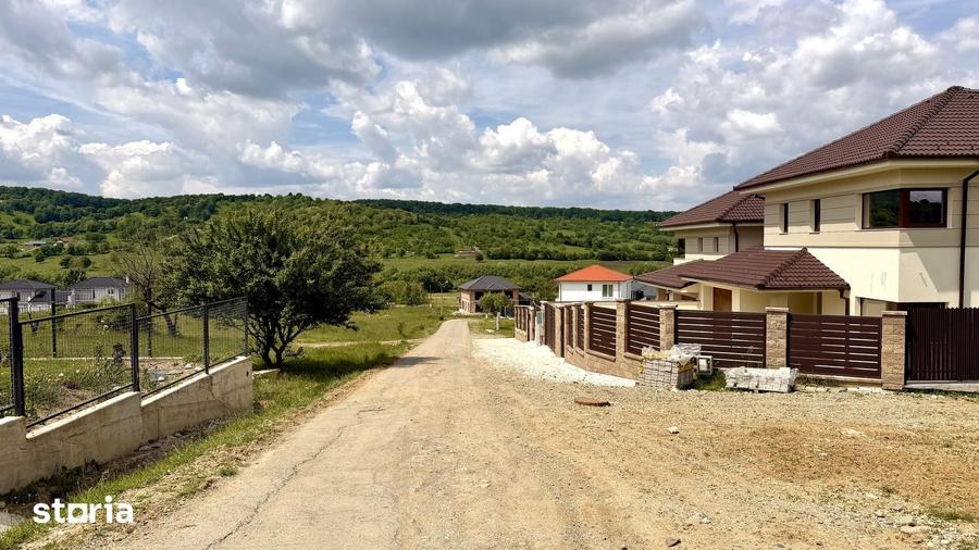 Teren de 499 mp, în Central