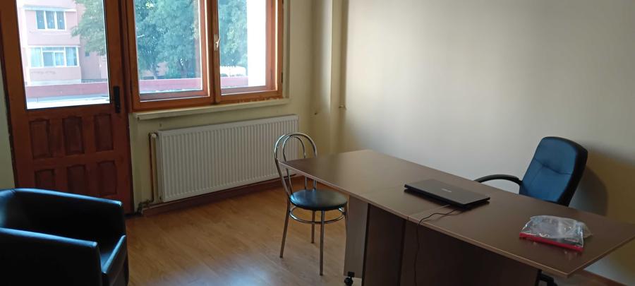Apartament cu 2 camere decomandat în Traian