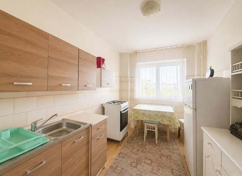 Apartament cu 4 camere decomandat în Tudor Vladimirescu