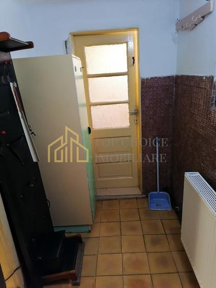 Casă cu 3 camere cu Canalizare în Giulești