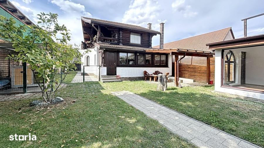 Casă cu 7 camere cu Teren 670 Mp în Centrul Istoric