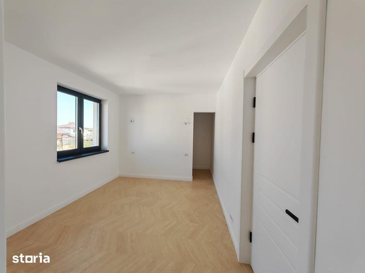 Casă cu 4 camere cu Teren 450 Mp în Cernica