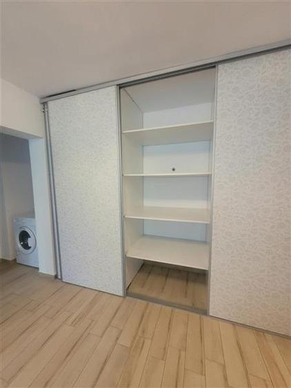 Garsonieră decomandată, mobilată în City Park Mall