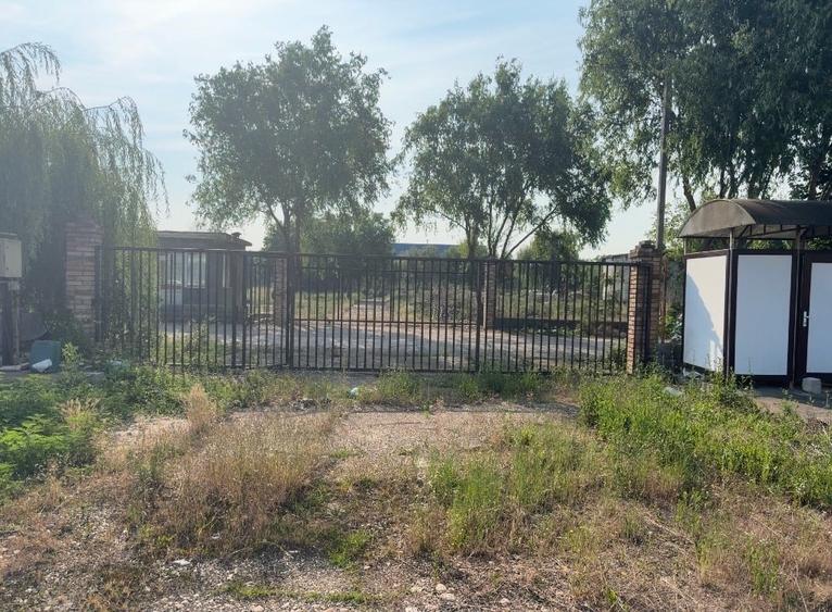 Spațiu industrial, de 350 mp, în Central