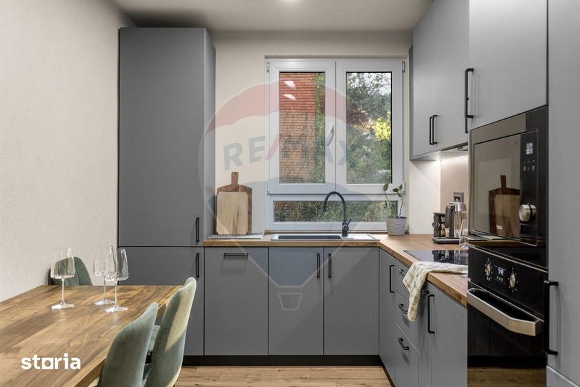 Apartament cu 2 camere, mobilat în Central