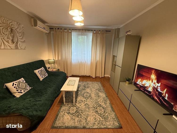 Apartament cu 2 camere semidecomandat în Victoriei
