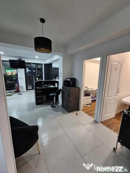 Spațiu comercial, de 102 mp, în Malu Mare