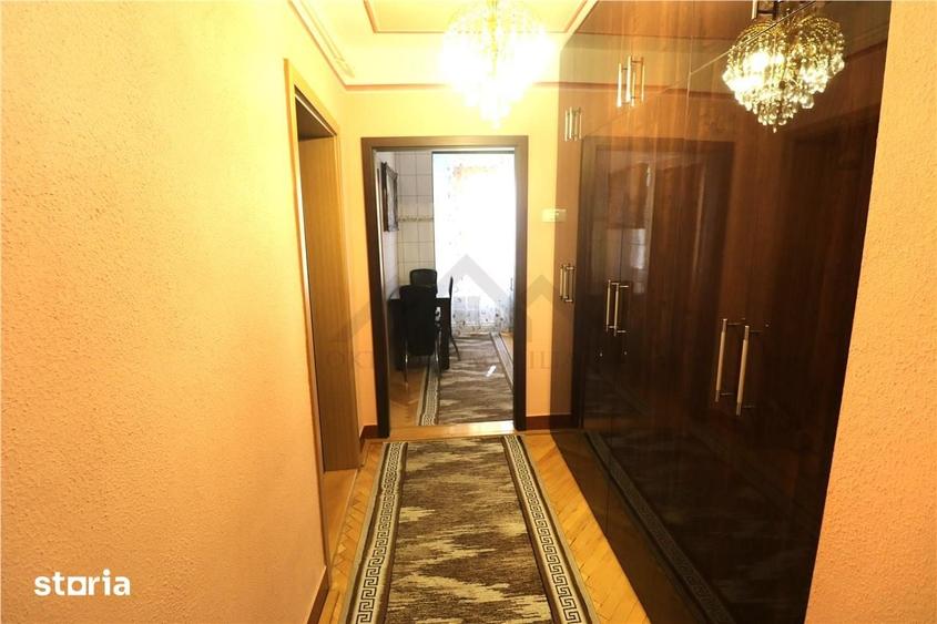 Apartament cu 2 camere decomandat în Mircea cel Bătrân