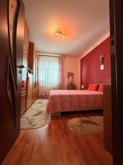 Apartament cu 2 camere decomandat, mobilat în Giroc